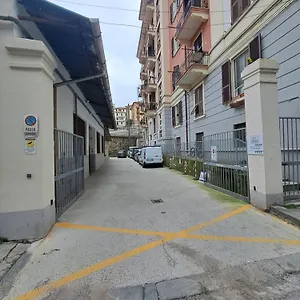 Gasthuis Real, La Spezia